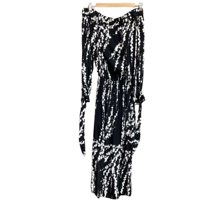S/W/F Black and White Blossom Print Off The Shoulder Dress Size M