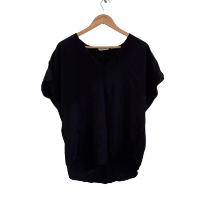 Country Road Womens  Size 16 Short Sleeve Top / V-Neck Top Black  