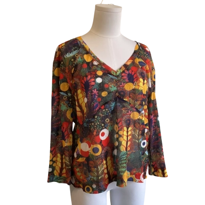 “Verge” long sleeve shear top-  Womens  Size L / M Pattern 