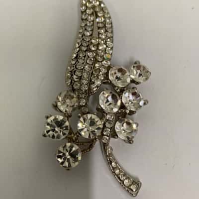  Womens Brooch 