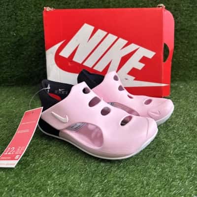Nike Sunray Protect 3 Pink Sandals Size Kids 12C (New)