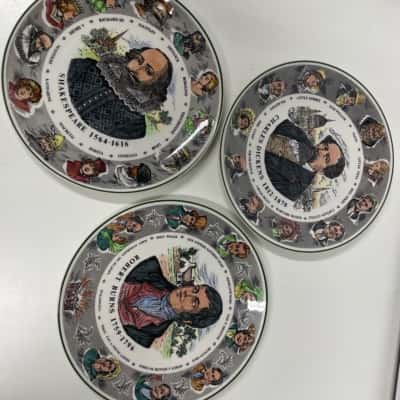 Royal Doulton Shakespeare, Charles Dickens & Robert Burns Plates