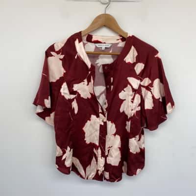 Veronika Maine Red Floral Short Sleeve Shirt  Size 10 