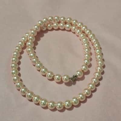  Womens Beaded Necklace - costume faux pearls 