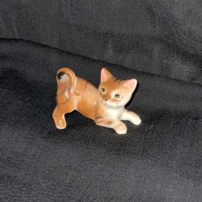 Brown Playful Cat Figurine
