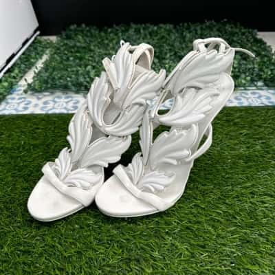 kanye west summer shoes