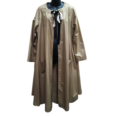 VALE and WARD One Size Cape / Open Trench With Ribbon Collar Fastening