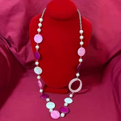  Women's Beaded Necklace featuring a mix of Pink & White Resin Discs, Faux Pearls with Complmentary Bracelet