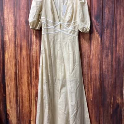  All about Mary   Size 8 Cream dress new 