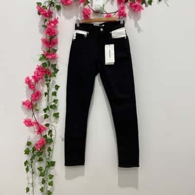 Calvin Klein Jeans Womens  Size 24 High-Waisted Jeans Black  / White 