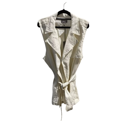 Sussan Womens  Size 18 Sleeveless Jacket White with Wrap Around Belt RRP $149.95