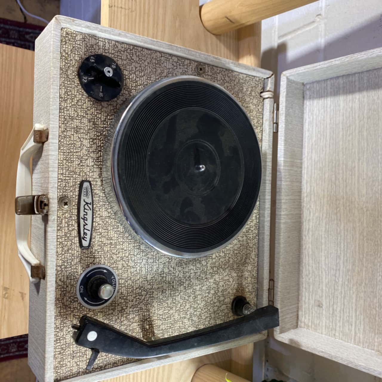 Retro Kingsley Record Player *Price Reduction*(s)