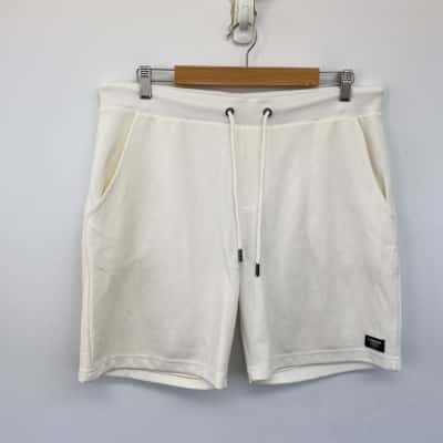 Common Need White Sail Shorts  Size XL 