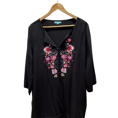 Blue Illusion Womens Shirt  Size L Black Floral Top