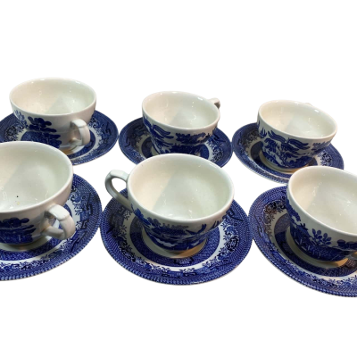 Blue Willow Cups Saucers Churchchill England Set Of 6