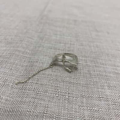 925 Marked Women's Ring Arrow (fix the chain)