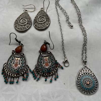  Women’s Costume jewellery pack 