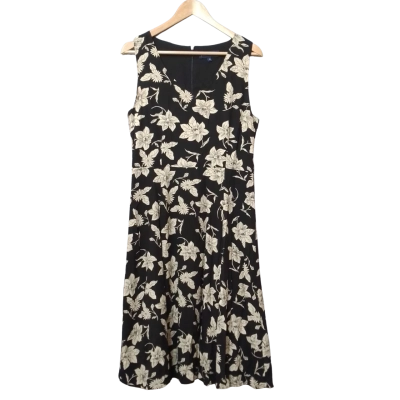 Princess Highway Womens  Size 12 Sleeveless Black and Beige Floral Dress