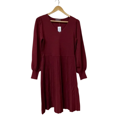 BNWT Jacqui-E Womens Size S Maroon Knit Dress RRP $189.95