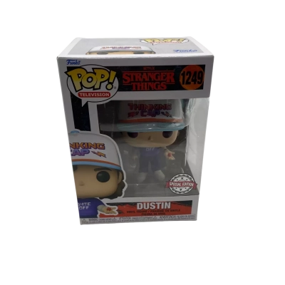 Pop! Television Stranger Things Dustin Special Edition CAB