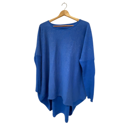 Banana blue women’s size M long sleeve sweater top