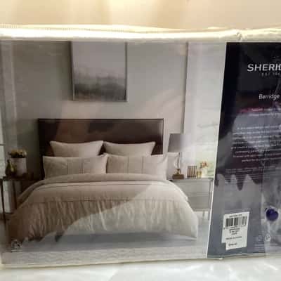 Sheridan Queen Size Quilt Cover Set, New 