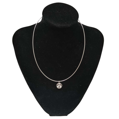 Silver Cubic Zirconia Pendant on Silver Choker #SilverJewellery #VintageNecklace