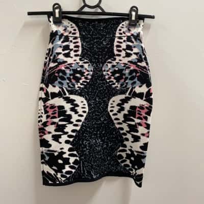 BCBG Max Azria   Womens  Size XXS Pencil Skirt Animal print 