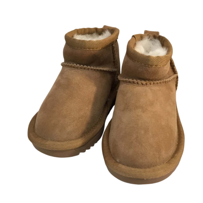  BN UGG Boots Size 7
