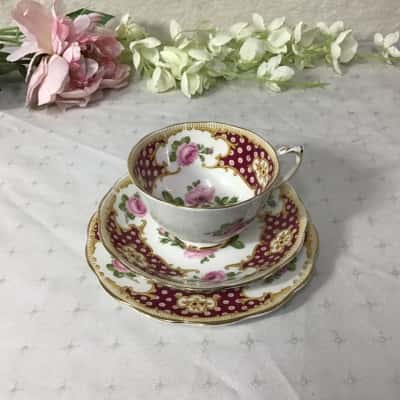 Vintage Roslyn “Rosamund” Pink Roses Cup Saucer & Plate