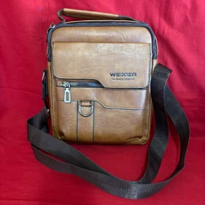  Men’ Weixier Crossbody Shoulder Bag Brown 