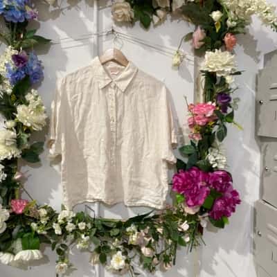Gorman Womens  Size 8 Cropped Short Sleeve Shirt Champagne 