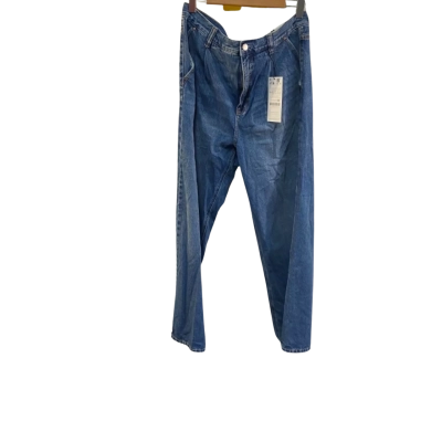 BNWT Stradivarius Womens  Size 44 Blue Jeans