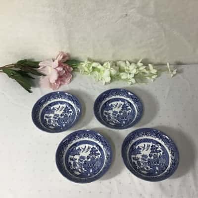 Churchill Blue Willow Pattern Set of 4 Cereal Bowls