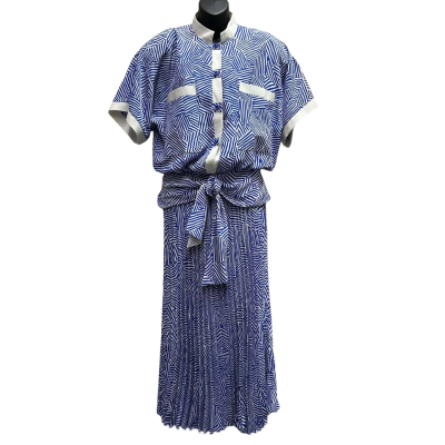 Vintage Retro RIECE Brand Size XL Long Length Dress With Mandarin Collar