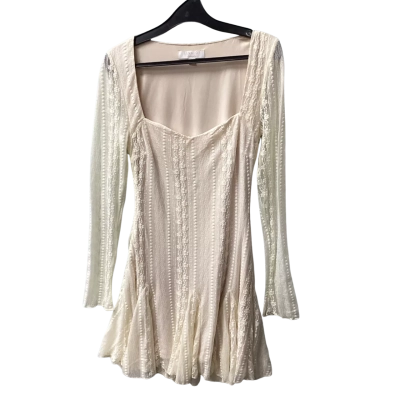 Luvalot Womens  Size 10 Cream Dress. J