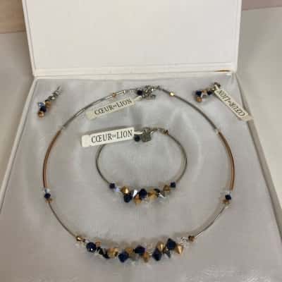 BNWT Coeur De Lion Set 