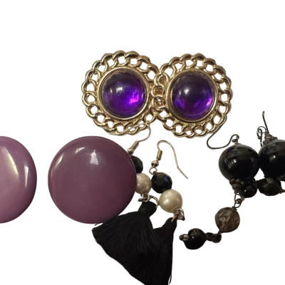  Womens Earrings Black  / Gold / Purple / White 