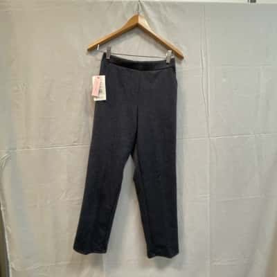 Black Pepper Womens  Size 10 Navy Blue short length pants