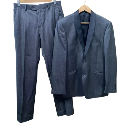 Louis Philippe Black Satin Collar Suit Size 40/100