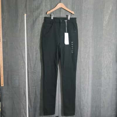 New With Tags Mens Black Guess Skinny Cino Pants Size 26