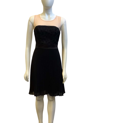 Review Womens Label Size 8 Lace Trim Sleeveless Dress Pink / White