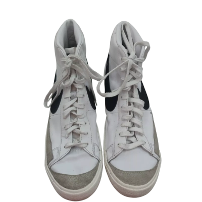 Nike Mens Size 12 Sneakers White 