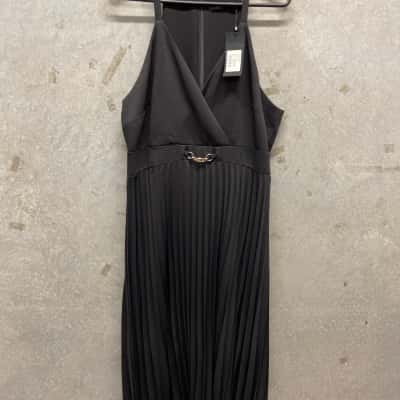 Portmans Womens  Size 16 Sleeveless Dress  Black  
