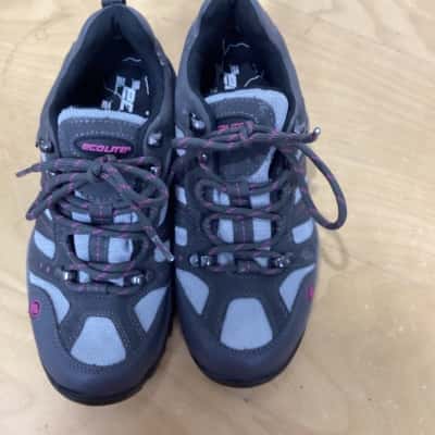 Mens  Size 6 Trainers Grey 