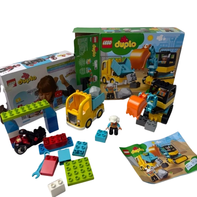Duplo 2 sets some parts missing but mainly complete 