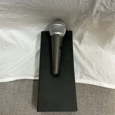 Arista unidirectional microphone model dm904d with box