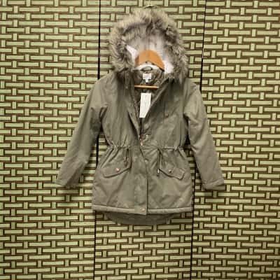 BNWT Tilii Girls Size 10 Hooded Jackets Sportswear Khaki 