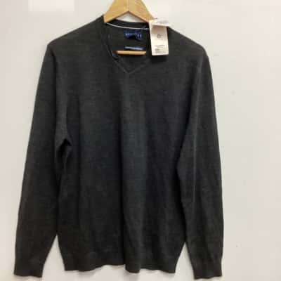Reserve Mens  Size M merino wool grey jumper(c)