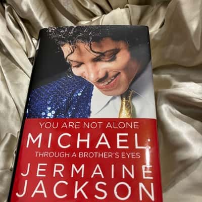 You are not alone Michael Through a brothers eyes Jermaine Jackson
